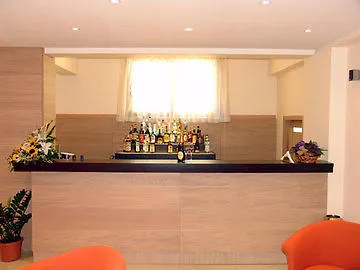 Apeiron Hotel 4*